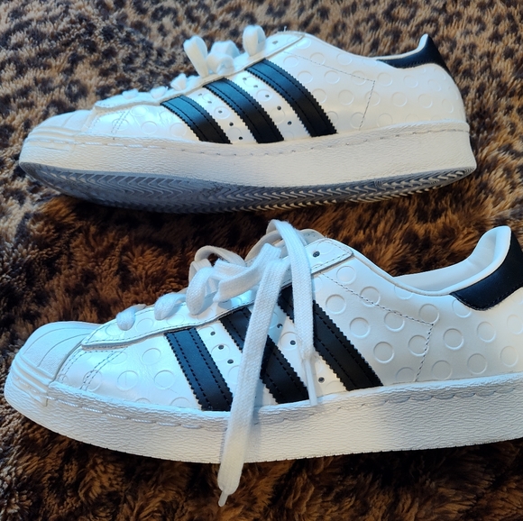 Adidas - Picture 3 of 6